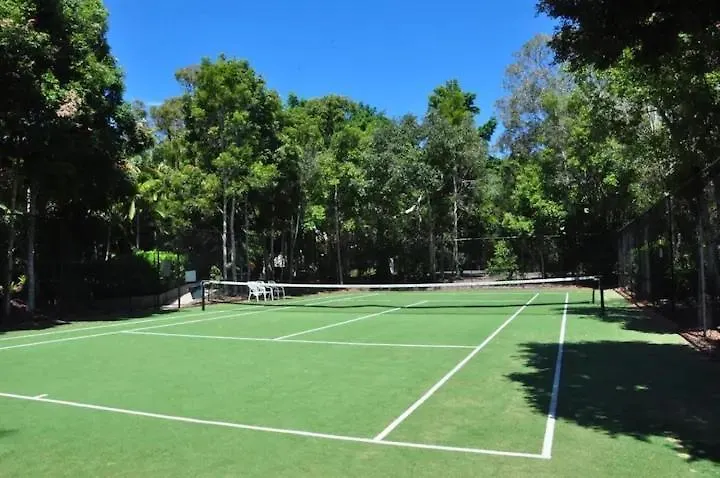 Rainbow Beach Resort Overlooking Pool Australia